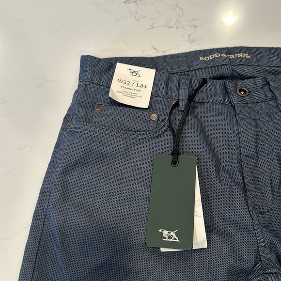 Rodd & Gunn Craigavon Straight Leg Pant - Picture 2 of 9